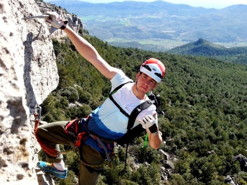 Curso de Vías Ferratas en Barcelona - Catalonia Adventures