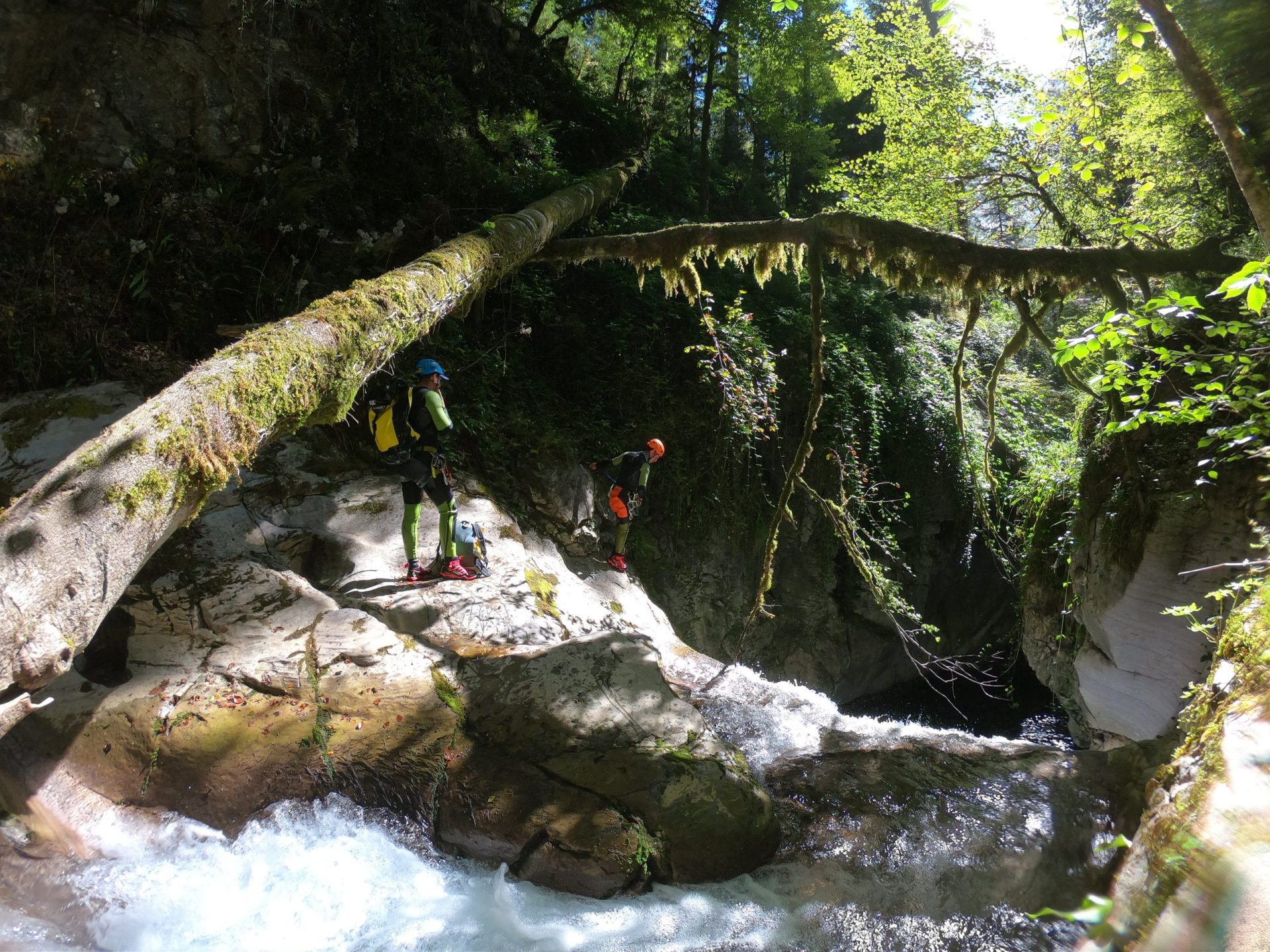 Descens de Barrancs Avançats