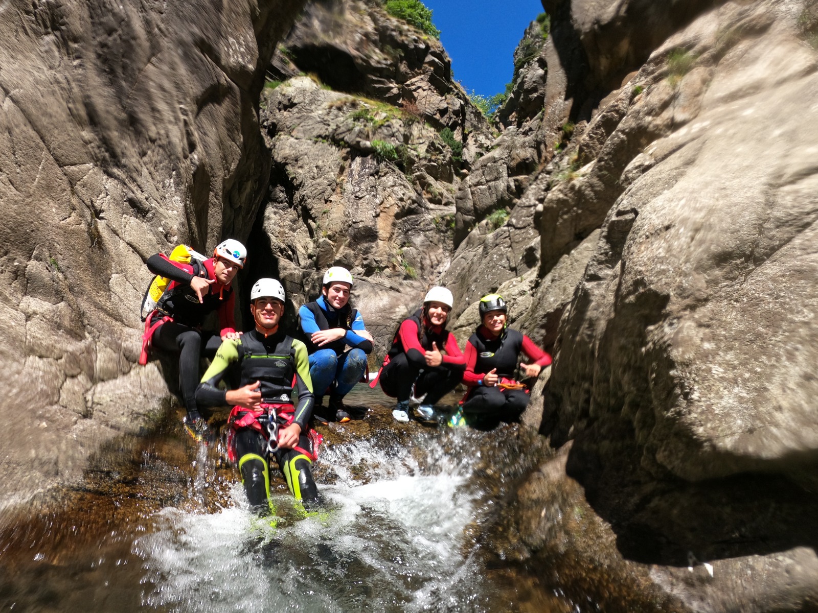 Camps de Barranquisme a Catalunya Puenting Barcelona i Catalunya - Catalonia Adventures